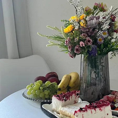 Noor Apartment *